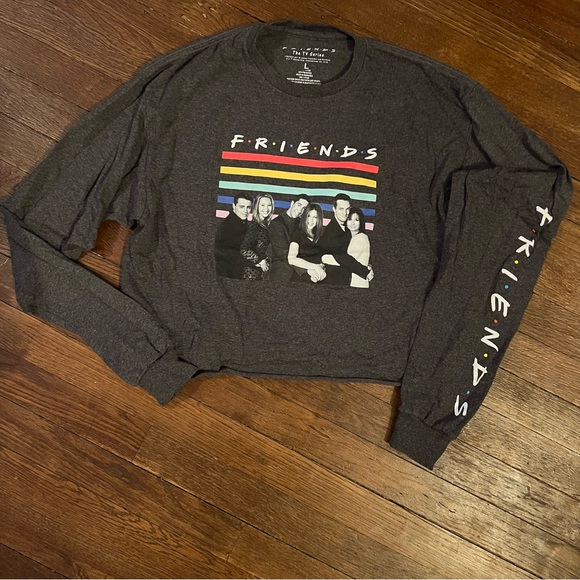 Friends long sleeve crop top - Picture 1 of 2